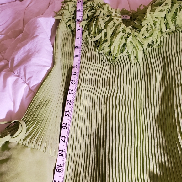 Top - Picture 5 of 6